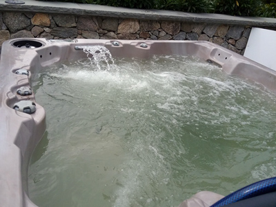 Hot tub & spa refurbishing / repair